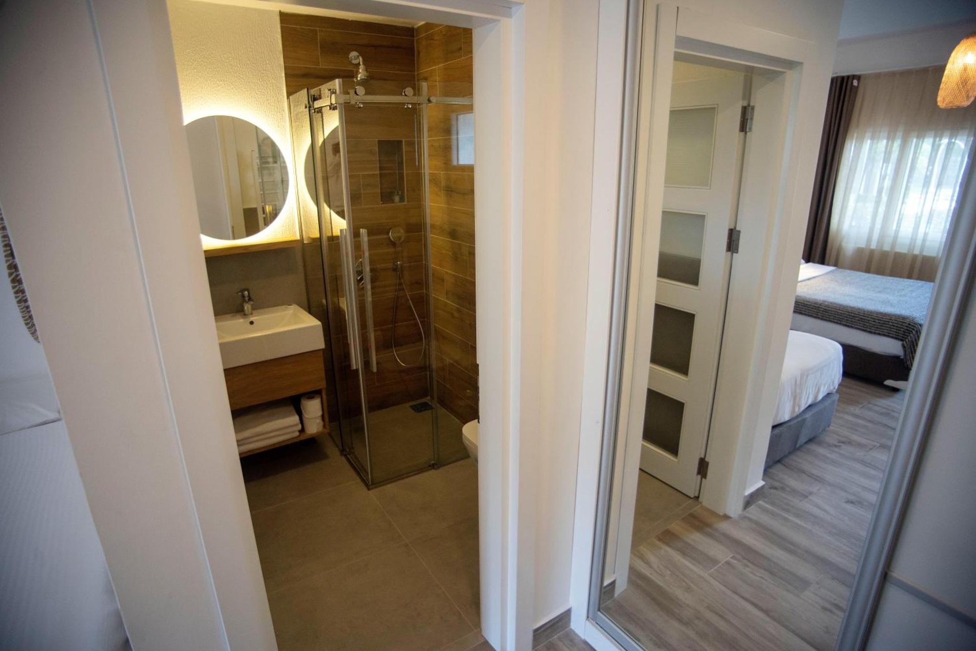 Hotel Gumusluk Pokoj fotografie